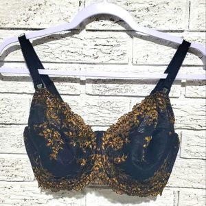 Wacoal Black and Gold Embrace Lace Underwire Bra, Size 32DDD(32F) Style 65191